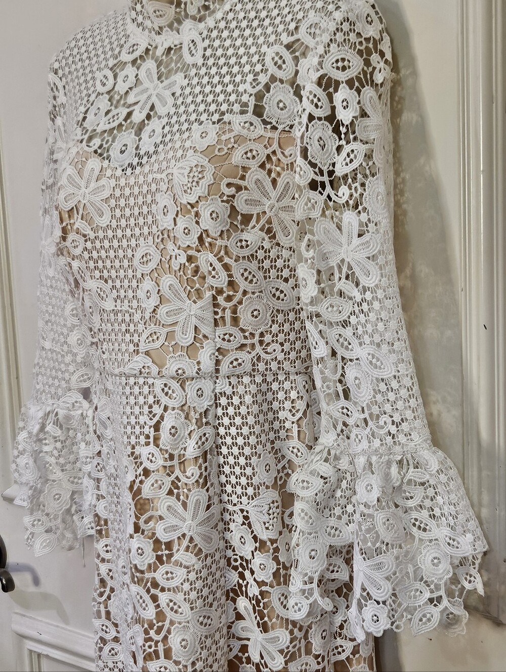 Free People La Spezia Dress White Scalloped Lace Beige Lining Bell Sleeves,Small - Picture 11 of 16